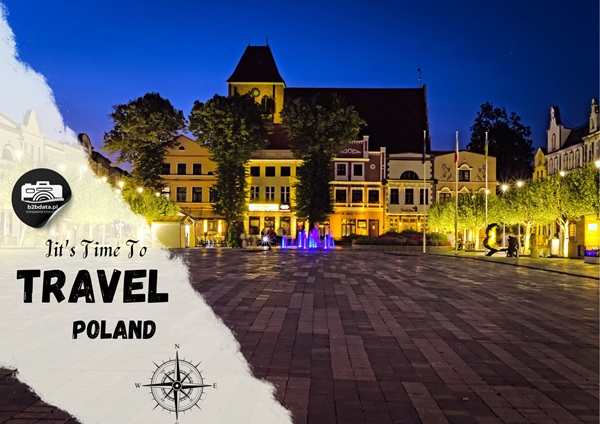 Stary Rynek w Pucku nocą – Plakat do samodzielnego wydrukowania