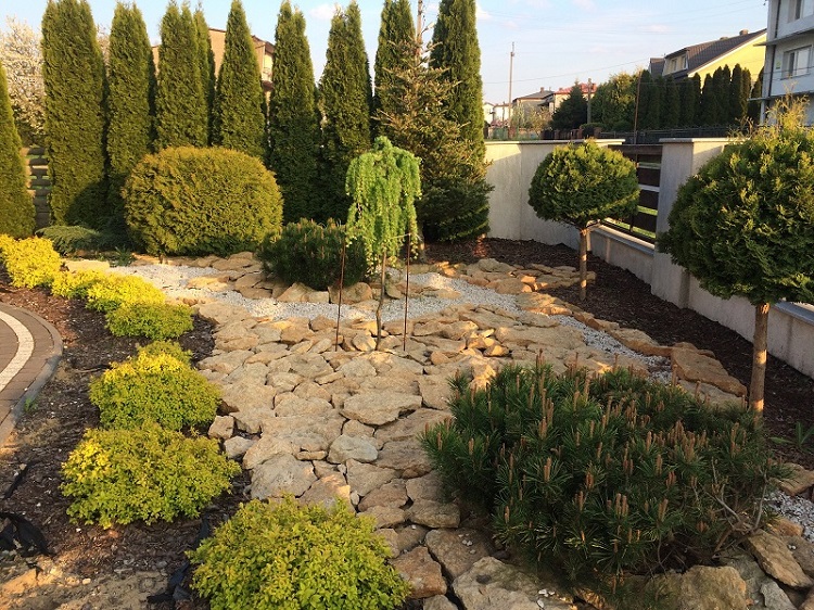 Kamień ogrodowy – idealny na skarpy, murki i mury oporowe